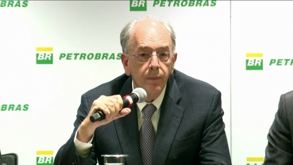 Petrobras anuncia redução de 10% no diesel; medida deve valer por 15 dias