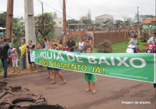 Moradores de bairro em Açailândia protestam por reassentamento