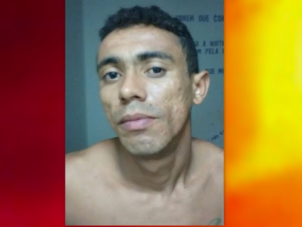 Polícia Prende homem acusado de envolvimento com o tráfico de drogas no Distrito Industrial de Pequia.