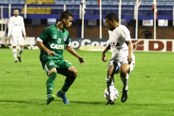 Série B: Goiás vence o Avaí dentro de casa e sobe na tabela