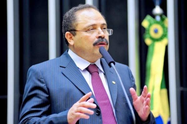 DEM e PSD pedem ao Conselho de Ética cassação de Waldir Maranhão