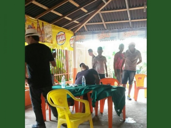 Homem é morto a tiros dentro de bar em Imperatriz