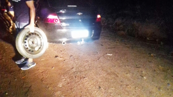 Motoristas têm prejuízos por causa de buraco na BR-135