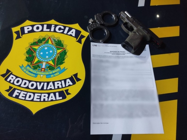 PRF prende foragido da justiça com histórico de homicídio em Colinas/MA