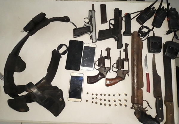 Quadrilha é presa com várias armas por tráfico, roubos e homicídio em São Luís