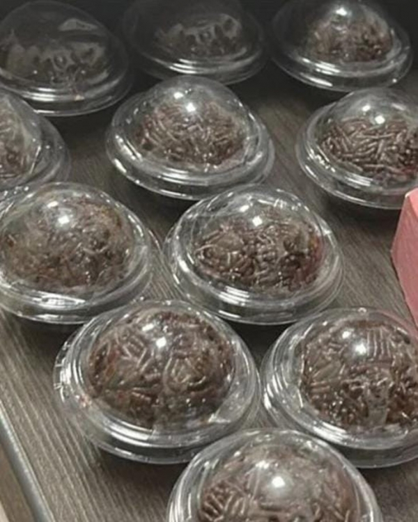 JUSTIÇA CONCEDE PRISÃO DOMICILIAR À MULHER PRESA POR VENDER BRIGADEIRO DE MACONHA