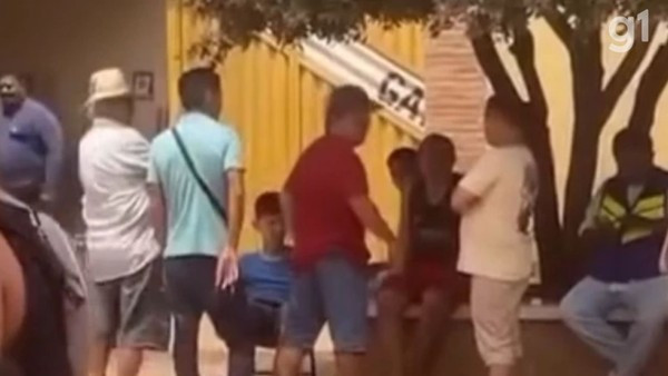 VENDEDOR DE VELAS É BALEADO DENTRO DE CEMITÉRIO EM IMPERATRIZ