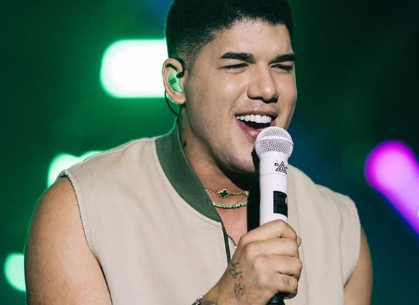 JUSTIÇA SUSPENDE SHOW DE ZÉ VAQUEIRO NO VALOR DE R$ 600 MIL EM TURILÂNDIA; MUNICÍPIO É INVESTIGADO POR DESVIO MILIONÁRIO