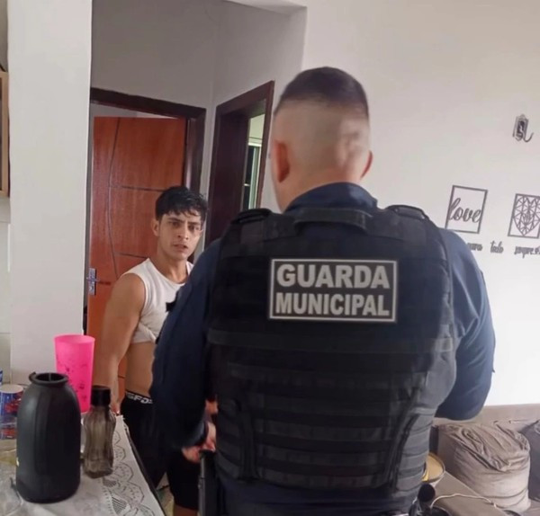 PRF APREENDE 21KG DE MACONHA EM ÔNIBUS INTERESTADUAL EM CAXIAS