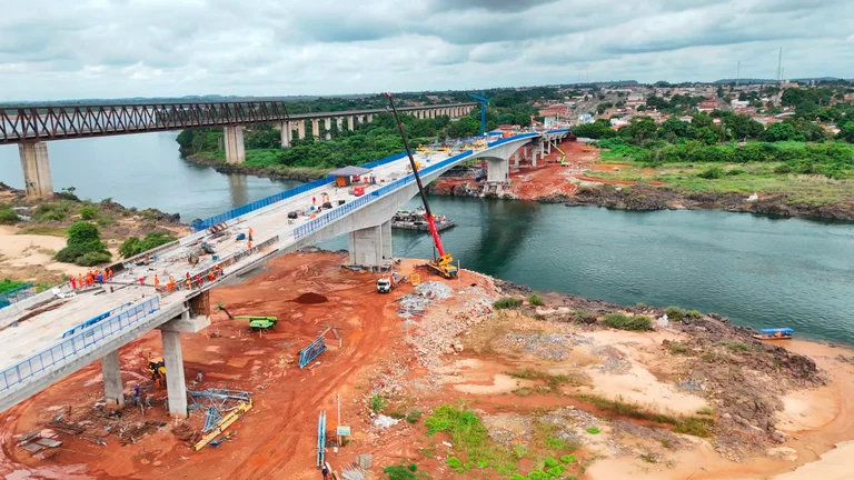 OBRAS DA PONTE ENTRE MARANHÃO E TOCANTINS ESTÃO 95% CONCLUÍDAS