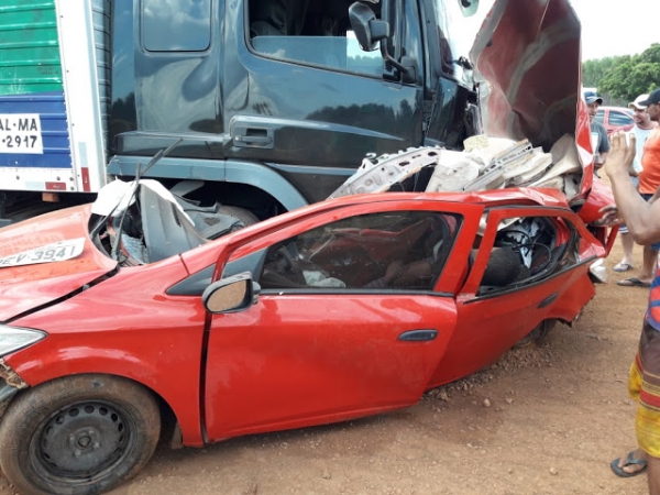 ATUALIZAÇÃO DAS INFORMAÇÕES - Colisão na BR 010/MA deixa quatro mortos