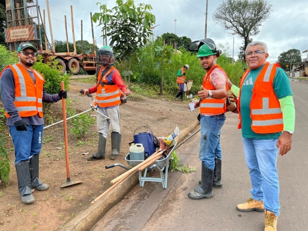 PREFEITURA DE AÇAILÂNDIA REALIZA MUTIRÃO DE LIMPEZA NO DISTRITO INDUSTRIAL DE PEQUIÁ