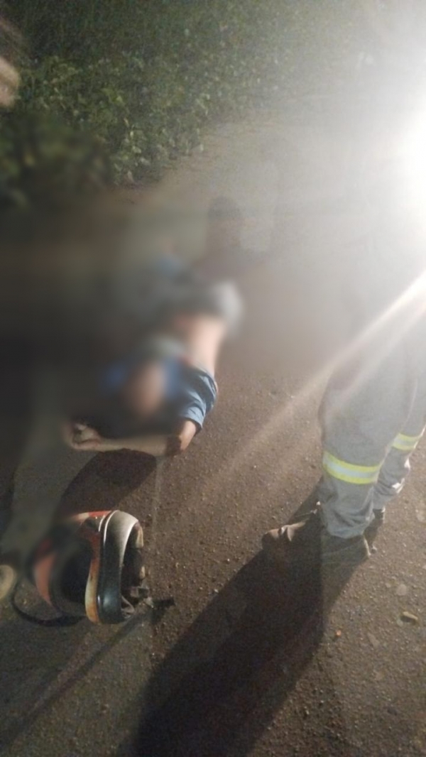 AÇAILÂNDIA – UM ACIDENTE GRAVE FOI REGISTRADO NA AV QUE DA ACESSO AO JARDIM AULIDIA