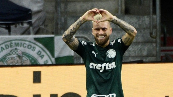 Palmeiras supera ressaca do Mundial e vence fácil o Fortaleza