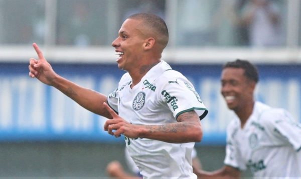 Copinha: Palmeiras supera Mauá segue vivo na busca por título inédito