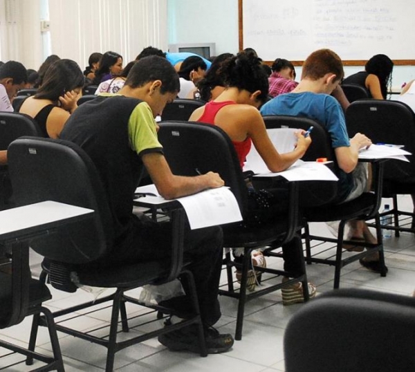 Brasileiros podem usar Enem para entrar em mais quatro instituições de Portugal
