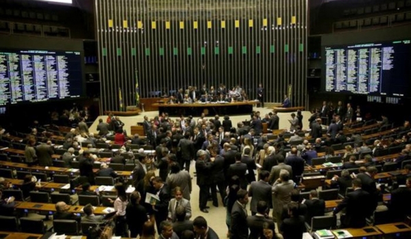 Câmara aprova texto-base de projeto que cria Sistema Único de Segurança Pública