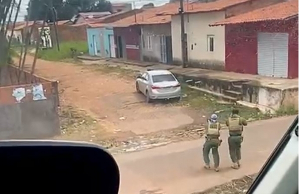  CENTRO TÁTICO AÉREO RECUPERA VEÍCULO ROUBADO EM IMPERATRIZ 