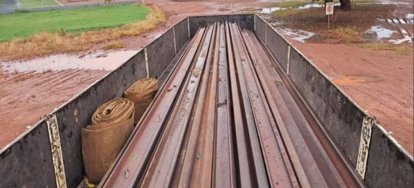 TRILHOS DE TREM SÃO FURTADOS EM BOM JESUS DAS SELVAS; CARGA FOI RECUPERADA
