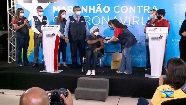 Vacinação contra a Covid-19 começa no Maranhão com cinco imunizados
