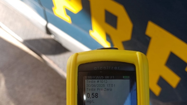 CONDUTOR EMBRIAGADO TENTA FUGIR DA PRF E É PRESO NA BR-010, EM CAMPESTRE DO MARANHÃO (MA)