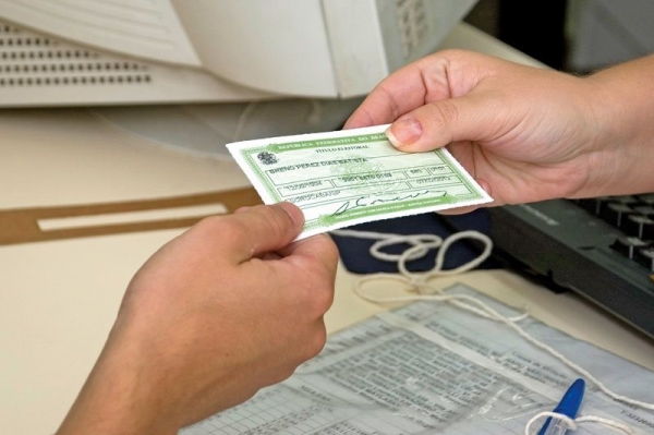 Último dia para alterar cadastro e regularizar título de eleitor