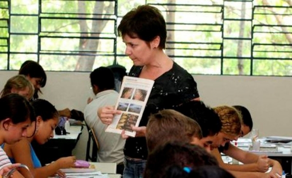 Educação e PAC são áreas mais afetadas por novo corte no Orçamento