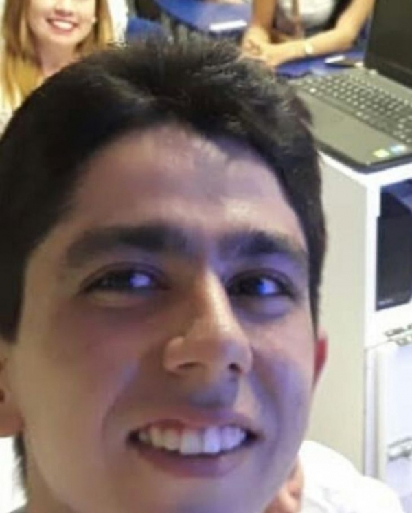 Jovem é baleado no rosto durante assalto em Caxias