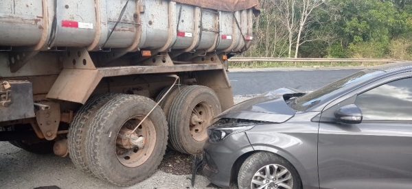 MARANHÃO PASSAGEIRA FILMA O PRÓPRIO ACIDENTE NA BR-135