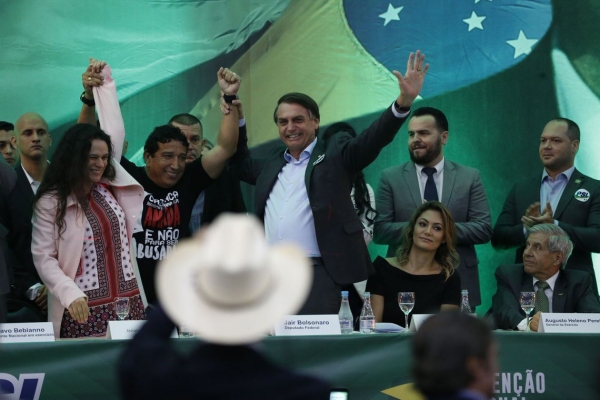 PSL oficializa Bolsonaro como candidato à Presidência