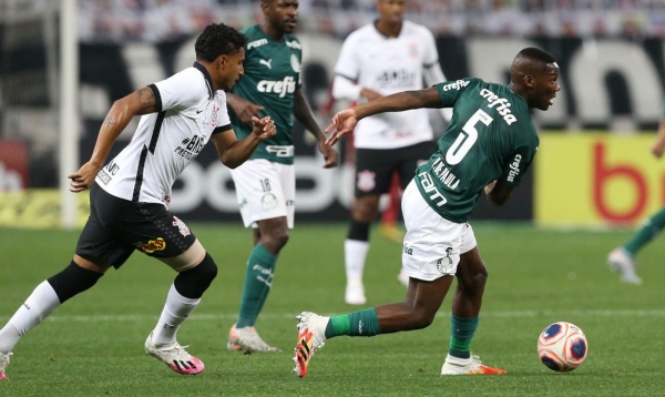 Corinthians e Palmeiras abrem final do Paulista com empate sem gols