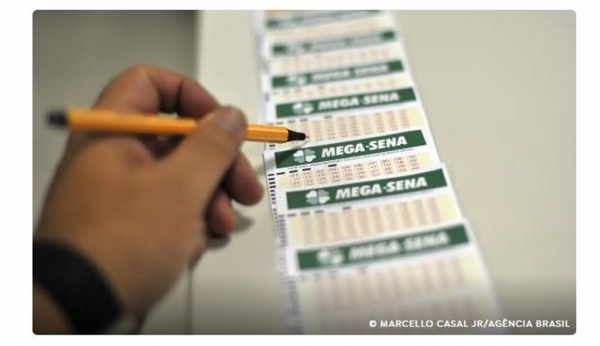 MEGA-SENA ACUMULA NOVAMENTE E PRÊMIO VAI A R$ 33 MILHÕES