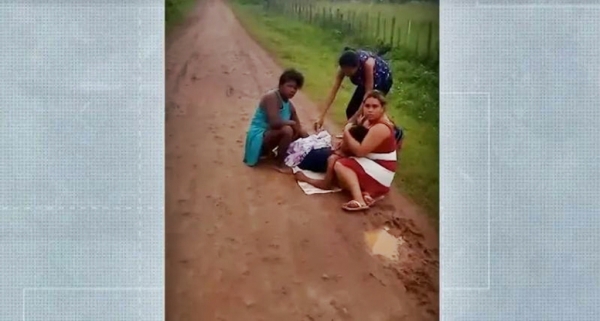 Por demora em resgate, adolescente dá à luz no meio de estrada de terra no Maranhão