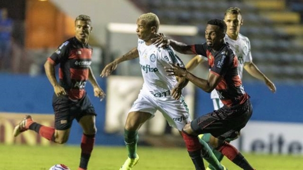 Palmeiras vence o Oeste no último teste antes do primeiro Dérbi da temporada