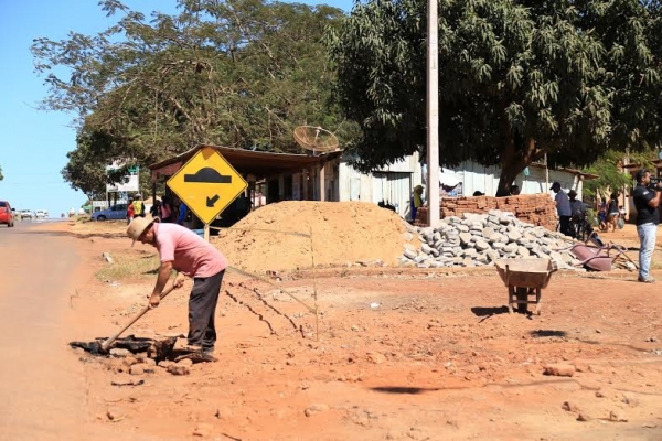 Prefeitura de Açailândia Trabalha na Recuperação de Trecho Crítico no Plano da Serra