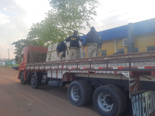 PRF encerra operação de fiscalização de pesos e dimensões em Imperatriz/MA