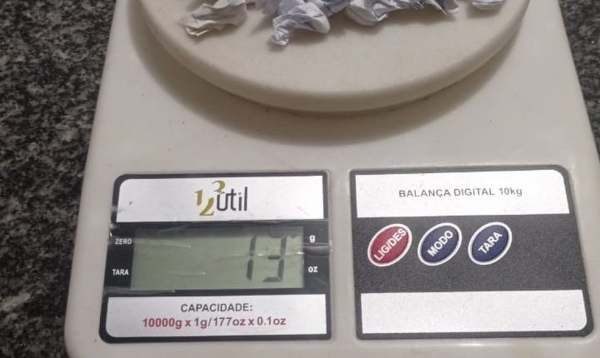 Motociclista é preso por tráfico de drogas em Açailândia