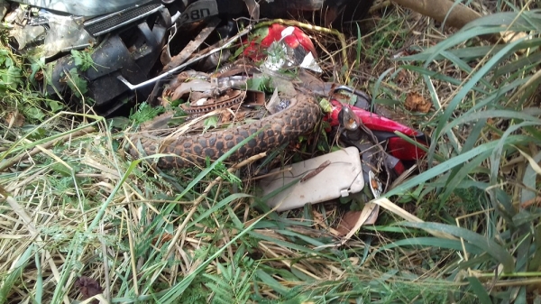 Forte Colisão Entre Fiat Strada e Motocicleta Deixa uma Vítima Fatal na BR-222 em Açailândia.