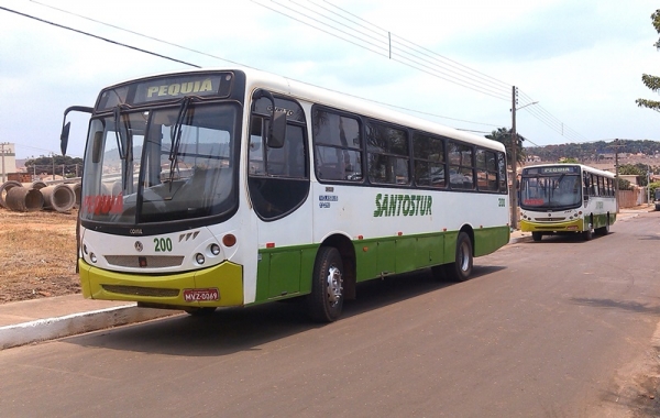 Departamento Municipal de Trânsito tira de circulação ônibus que atuavam de maneira irregular em Açailândia 