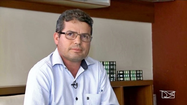 BOM JARDIM - Prefeito é afastado do cargo por 120 dias