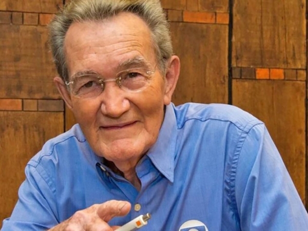 APRESENTADOR LÉO BATISTA MORRE NO RIO DE JANEIRO, AOS 92 ANOS