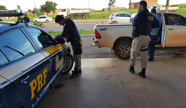 FIM DE SEMANA - Condutor de caminhonete é preso por embriaguez ao volante em Açailândia
