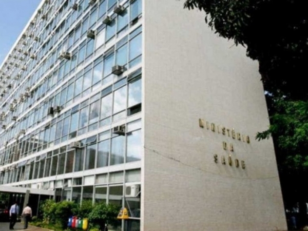 Extinção de cargos não impactará combate a doenças, diz Saúde