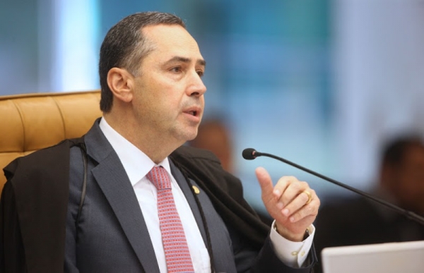 STF: relator vota a favor de transexual usar banheiro feminino