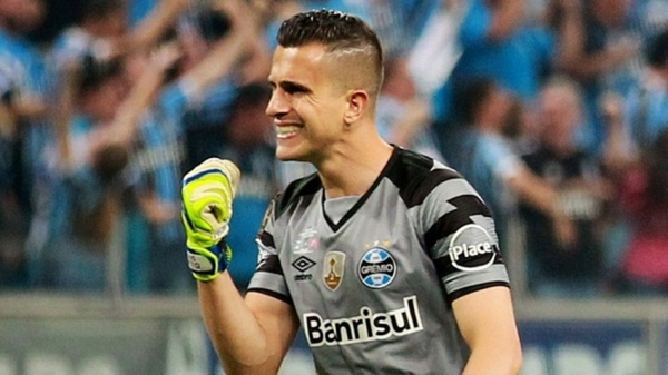 Grêmio vence Lanús com gol de Cícero e abre final da Libertadores com vantagem