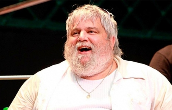 Produtor musical e ex-jurado Carlos Eduardo Miranda morre aos 56 anos