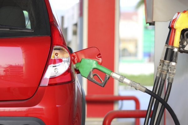 ANP: Preço médio da gasolina tem queda de 1,4% em abril