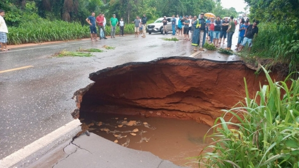 Chuvas causam interdição da BR-010 em Governador Edison Lobão, no MA