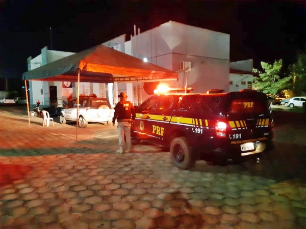 AÇAILÂNDIA - Caminhoneiro embriagado causa acidente na BR 222 e é preso pela PRF