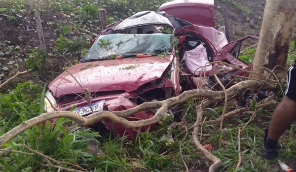 Três pessoas da mesma família morrem em acidente na MA-104